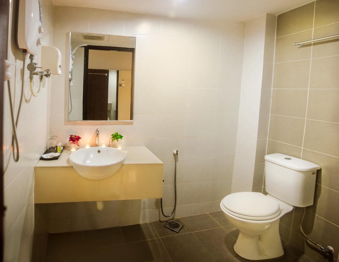 Langkasuka Express Hotell Kuah Eksteriør bilde